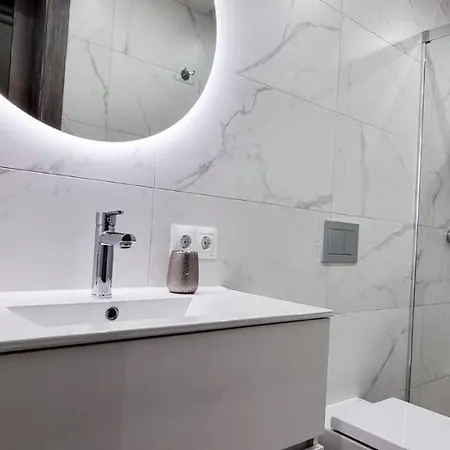 Molinillo 2 Bedrooms In Center Málaga