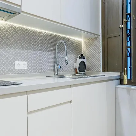 Molinillo 2 Bedrooms In Center *