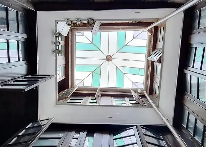 Molinillo 2 Bedrooms In Center شقة *